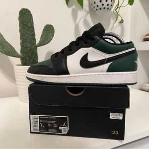AIR JORDAN 1 LOW GS ‘GREEN TOE’